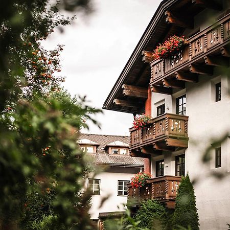 Strasserwirt - Ansitz Zu Tirol ชตราสเซิน ภายนอก รูปภาพ